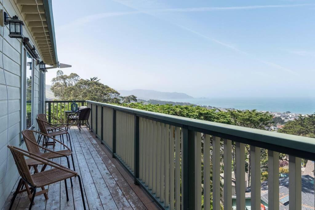 Ocean View Retreat Mins To Beaches & Trails Villa Pacifica Bagian luar foto